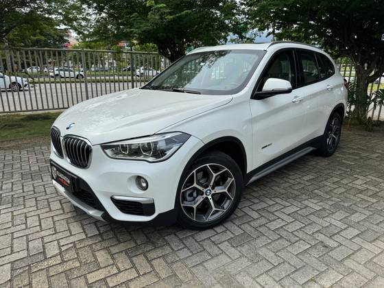 BMW X1 2.0 16V TURBO ACTIVEFLEX SDRIVE20I 4P AUTOMÁTICO